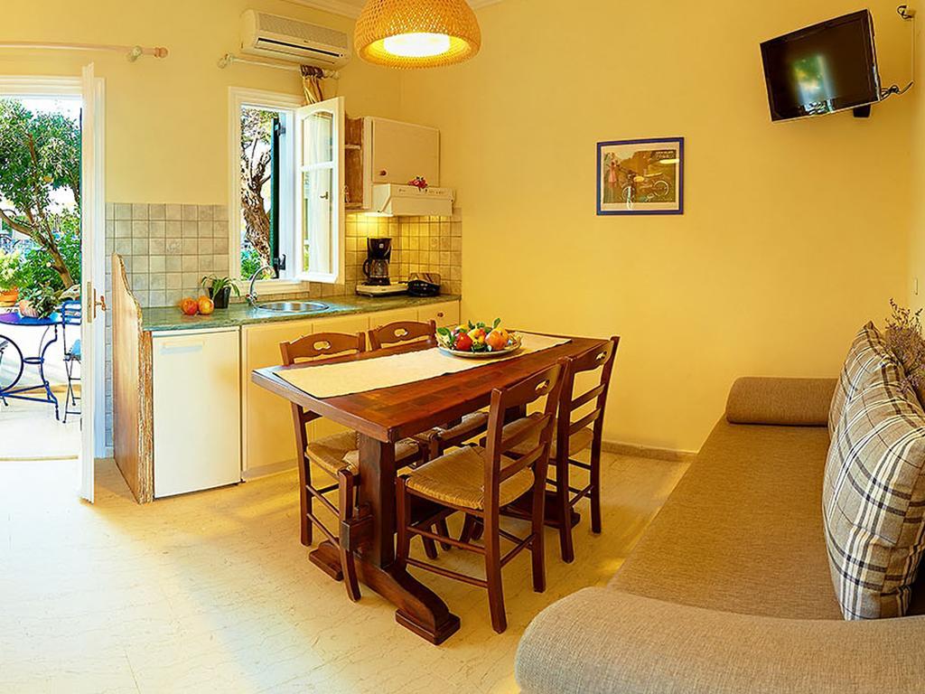 Alkyon Apartments & Villas Hotel Ligia Pokój zdjęcie